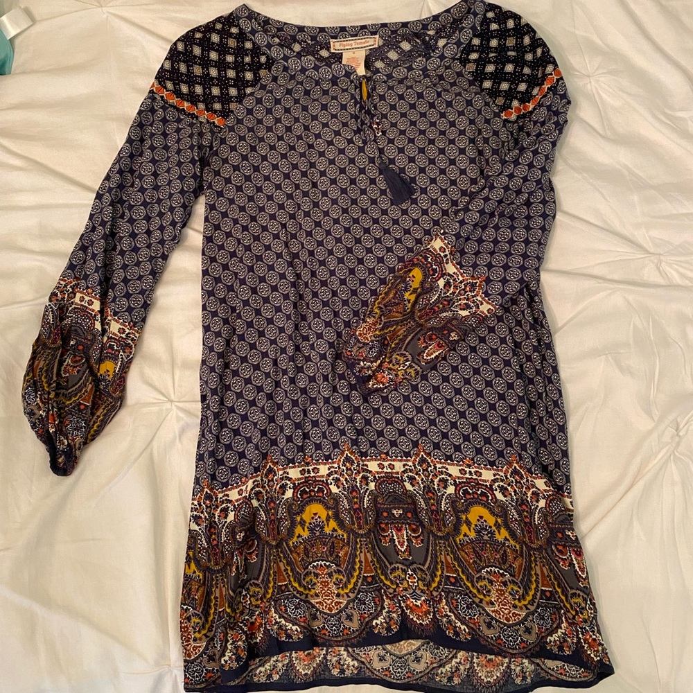 Navy patterned dress!